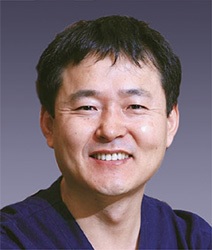 이정삼 원장(웃는하루치과)