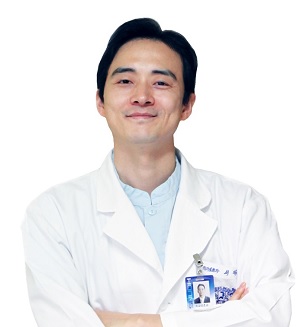 서덕규 교수(서울대치과병원 치과보존과 전문의)