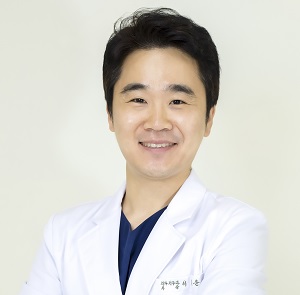이동운 교수(중앙보훈병원 치과병원 치주과장)