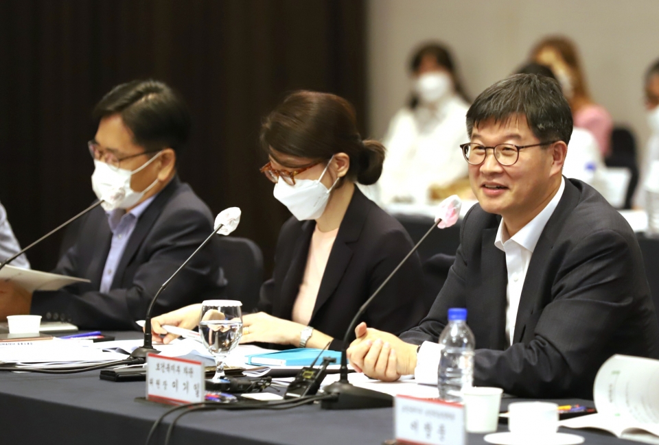 7일 열린 보건의료인력정책심의위원회 장면. [사진=복지부] (2022.07.07)