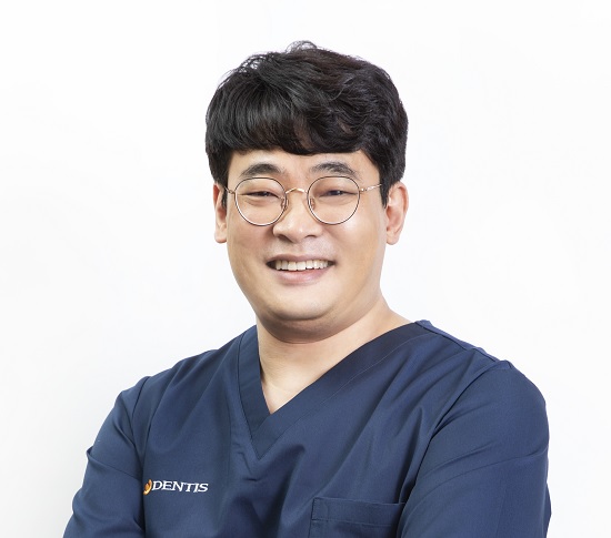 김세웅 원장(22세기서울치과)
