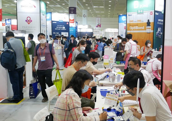 GAMEX 2022 전시장