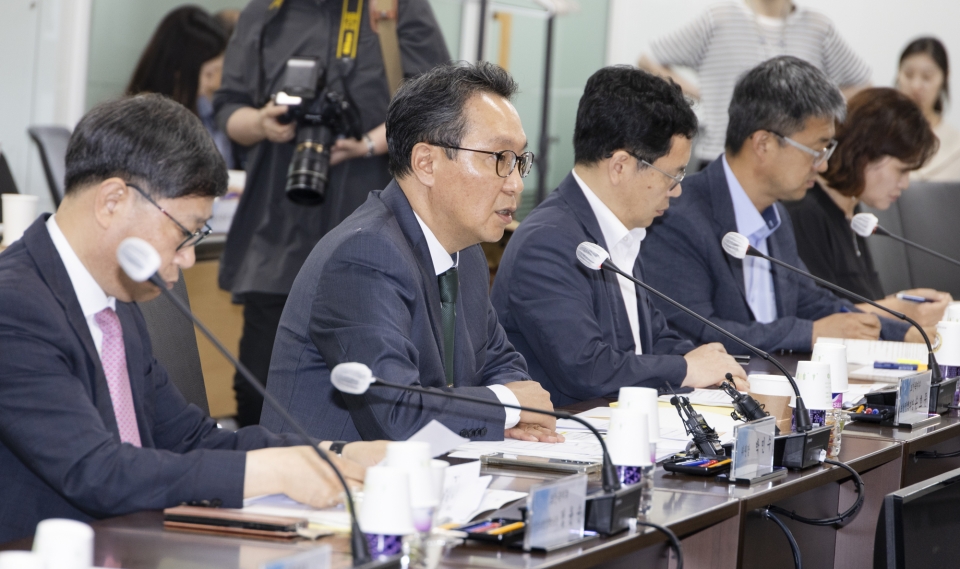 박민수 보건복지부 2차관이 29일 ‘2023년 제11차 건강보험정책심의위원회(건정심)’를 개최하고 있다. [2023.06.29]