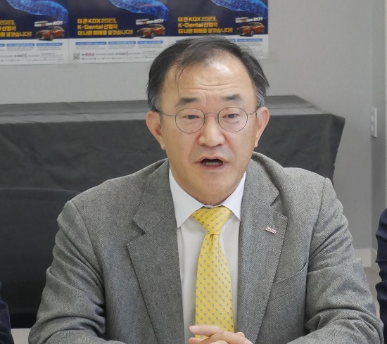 안제모 한국치과의료기기산업협회장