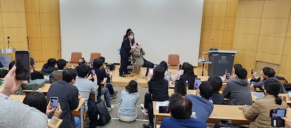 김욱 원장 시연