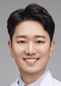 리얼미의원 이경삼 원장